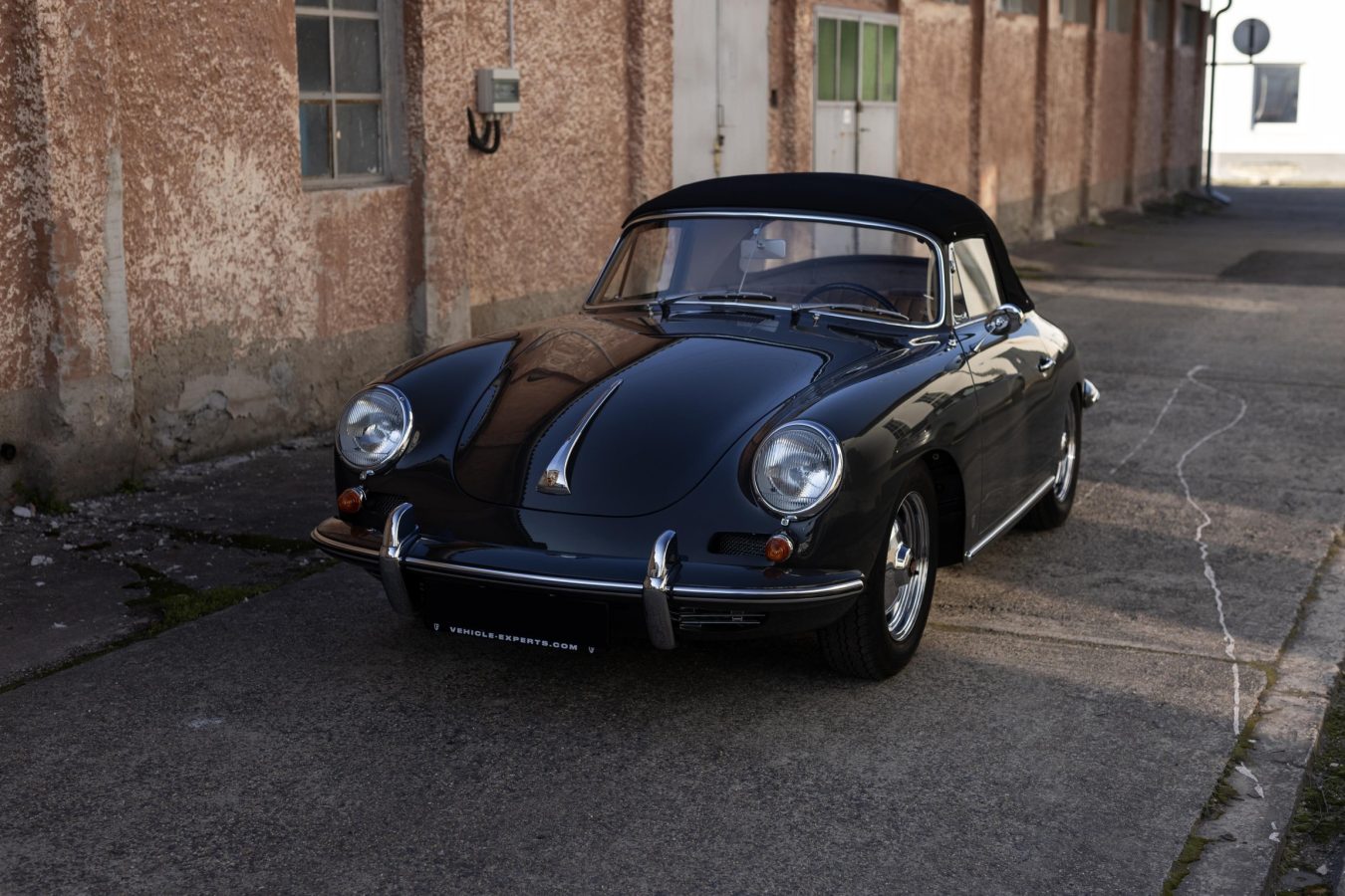 Porsche 356 Carrera Cabriolet 2000 GS 25