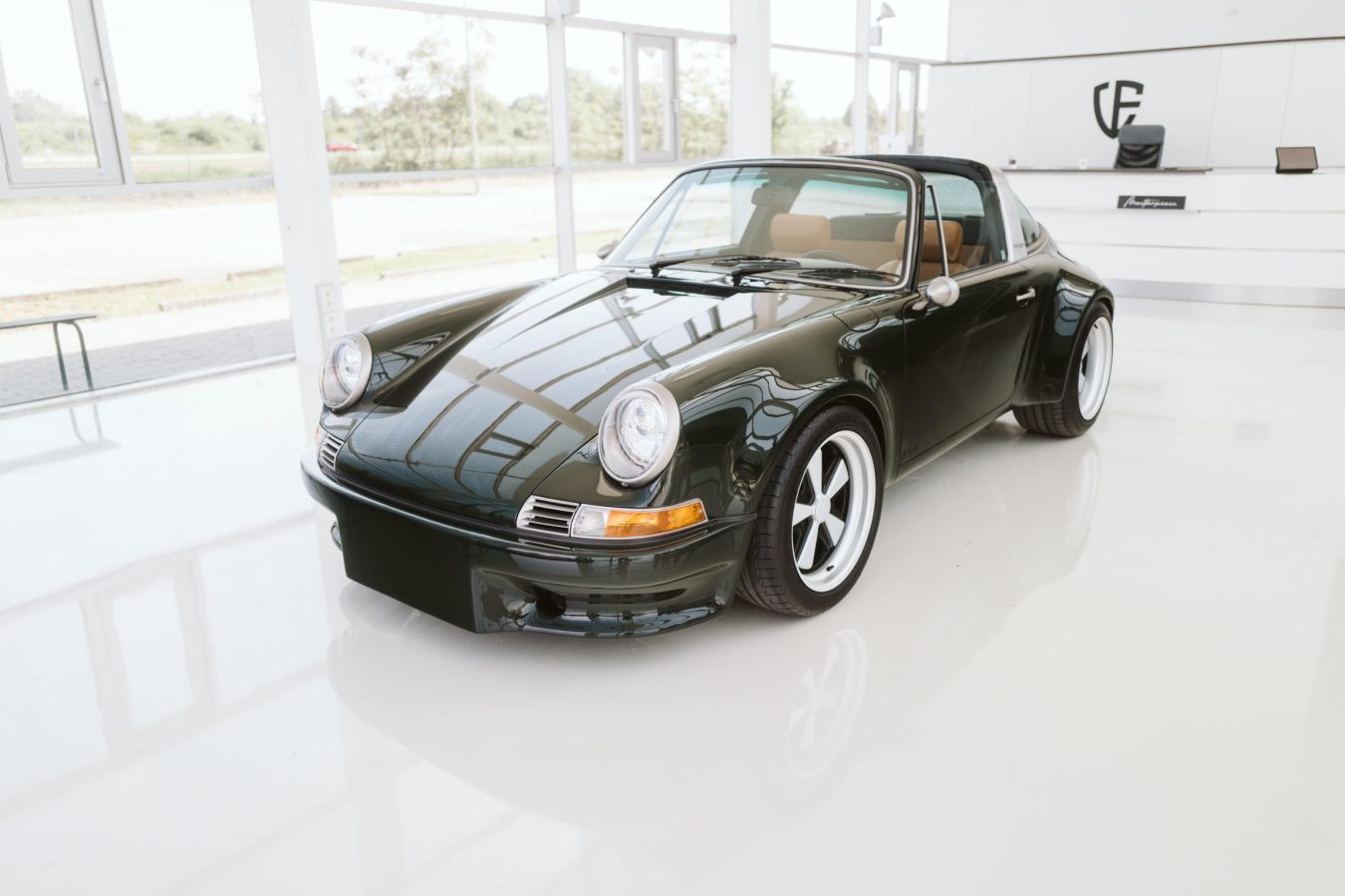 Porsche 964 Targa Tiptronic - Cantoni 27