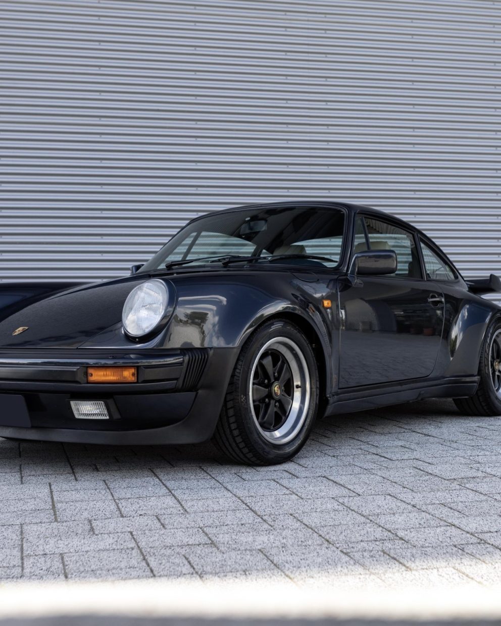 Porsche 930 Turbo 17