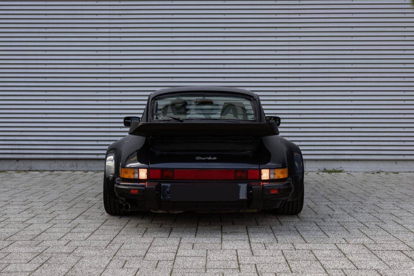 Porsche 930 Turbo 19