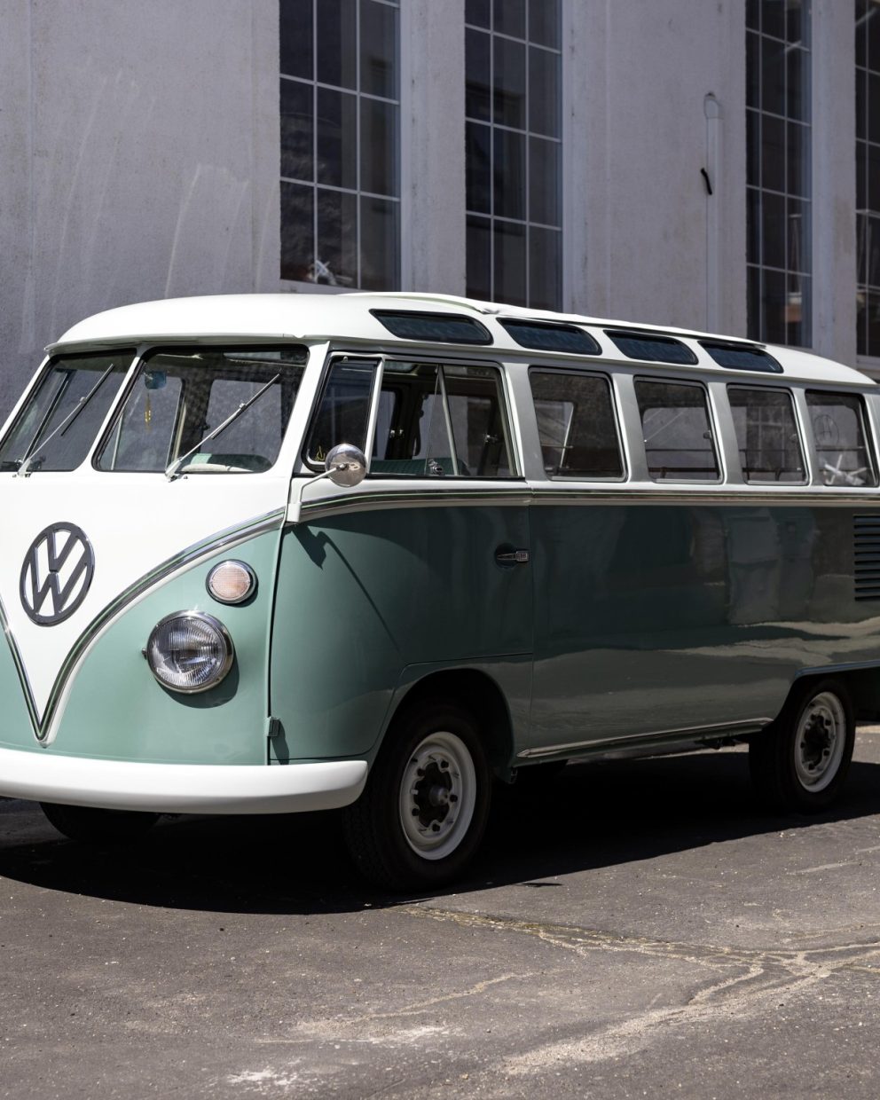 Volkswagen T1 Samba 12