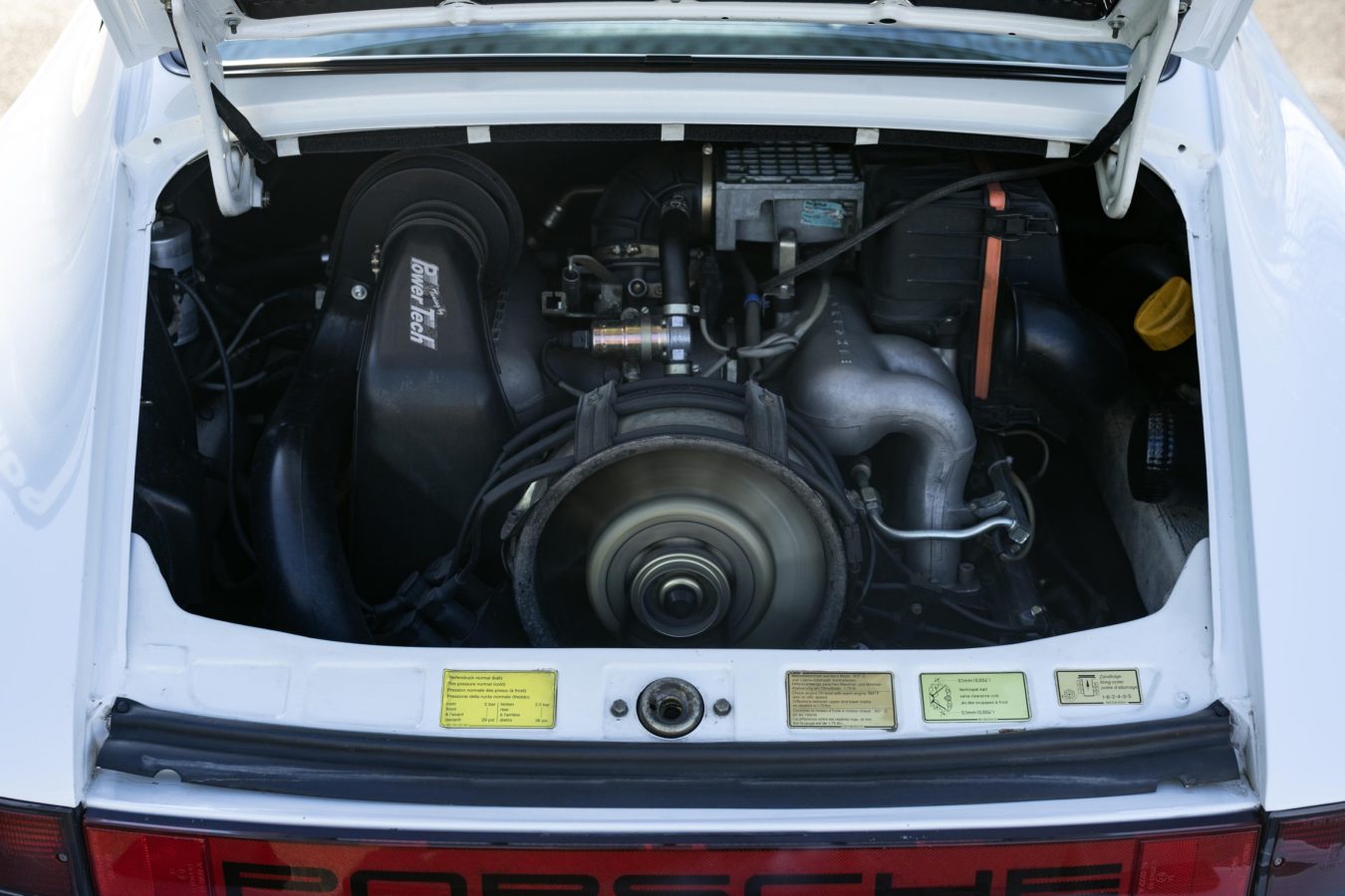 Porsche 911 3.2 Carrera 6