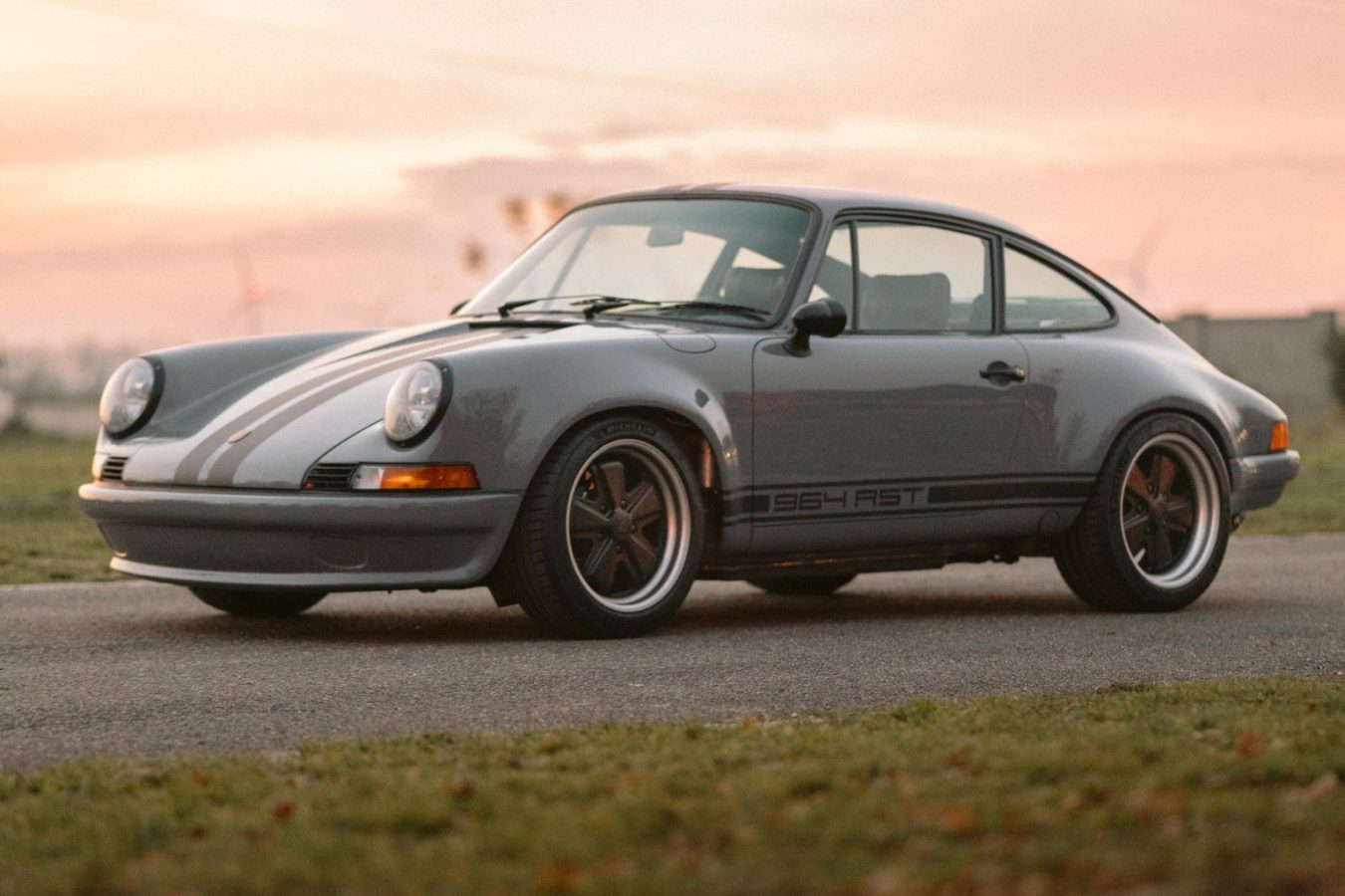 Porsche 964 Carrera 4 - 964RST Masterpiece 15