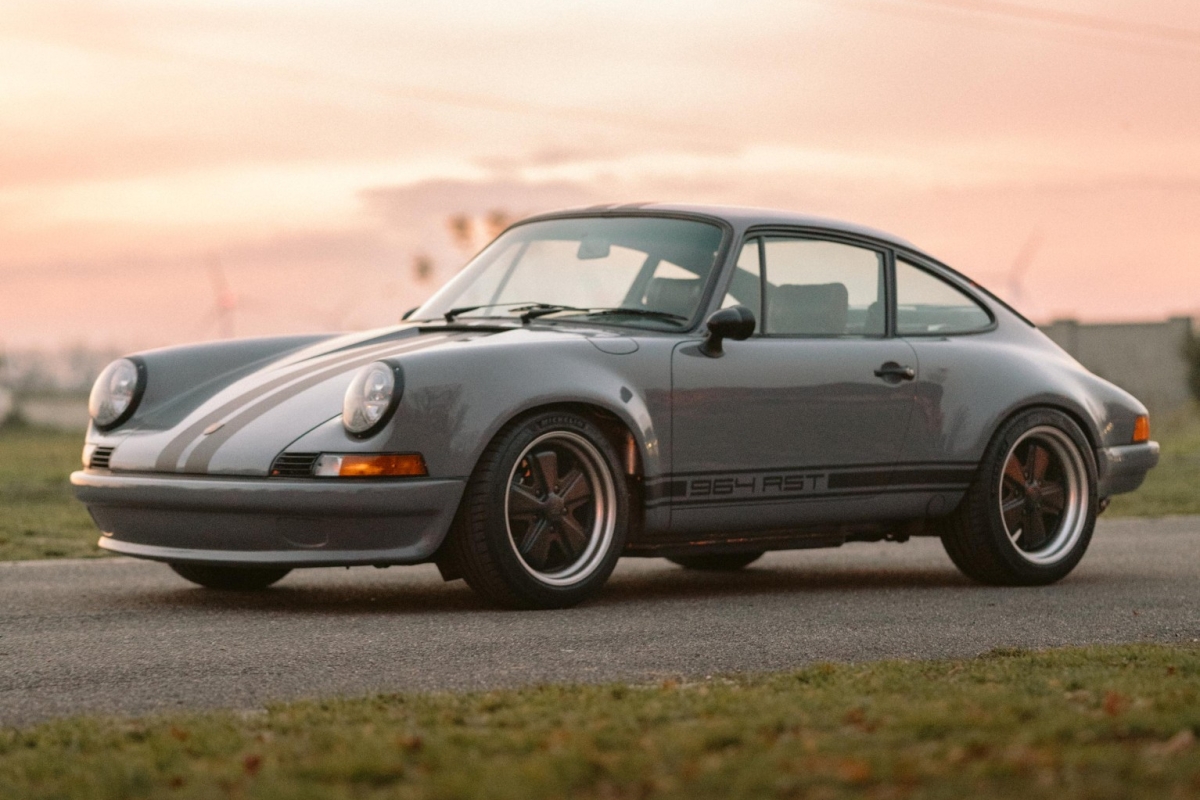 Porsche 964 Carrera 4 - 964RST Masterpiece 3